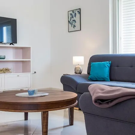 Four-bedroom Holiday In